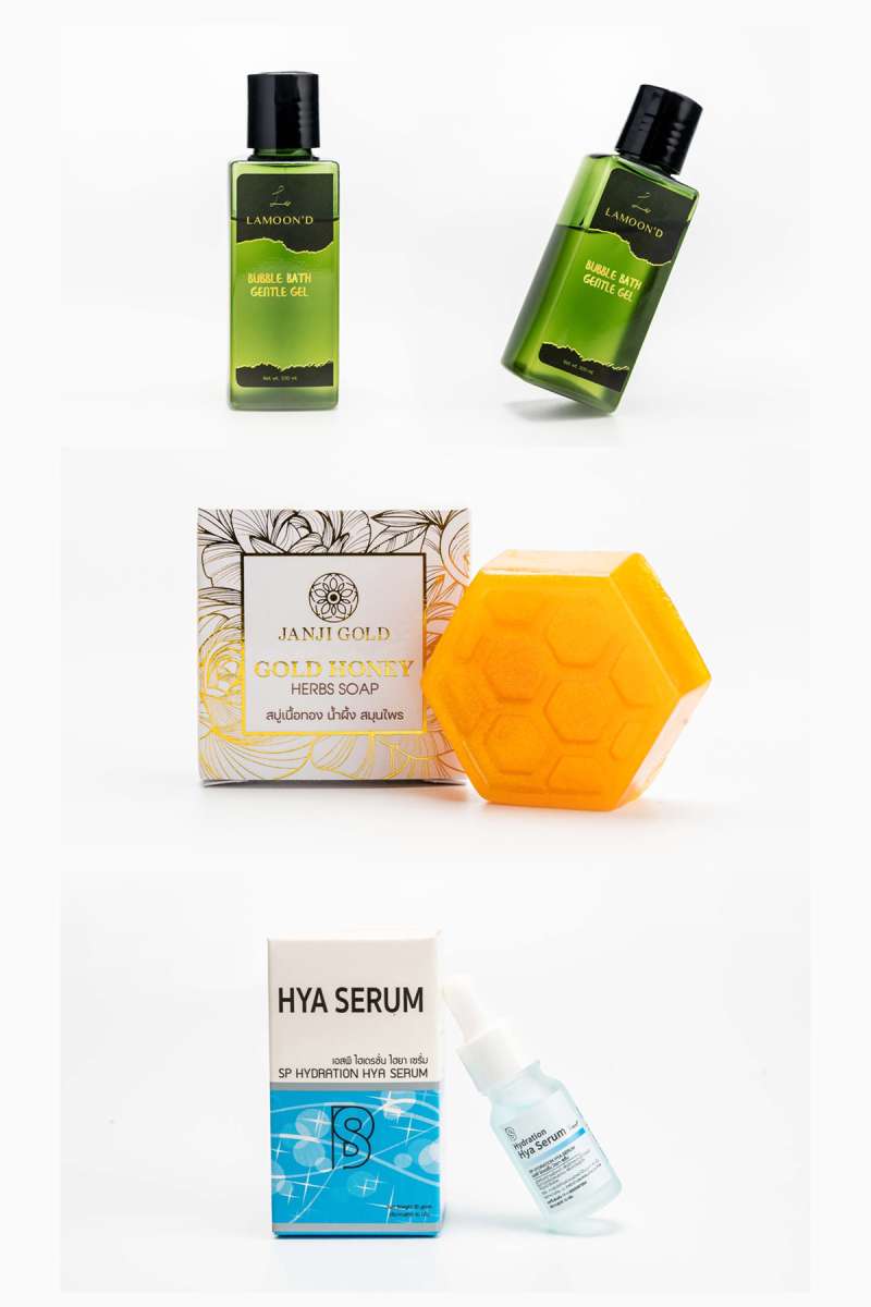 รับถ่ายภาพสินค้าทั้งฉากขาวPackshot และจัดพร๊อพ 
พร้อมรีทัชเก็บตำหนิบางส่วน และปรับแสงสีให้สวยงามสำหรับงานโฆษณาลงสื่อ Social Media, Website, สิ่งตีพิมพ์ต่างๆ

ขั้นตอนการทำงานสำหรับ รับถ่ายภาพสินค้า ฉากขาว จัดพร๊อพ
1. คุยรายละเอียดงาน
2. ลูกค้าส่งสินค้าต้องการถ่ายมา
3. อาจจะใช้เวลา5-7วันหลังจากสินค้าถึง(หรือตามตกลง)
4. ส่งไฟล์ผ่าน google drive หรือ Line แล้วแต่ลูกค้ากำหนด